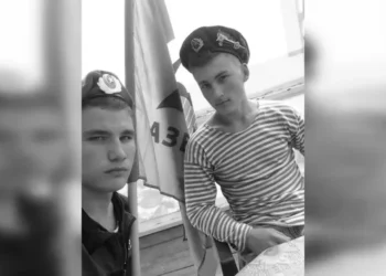 «Спустя полгода после гибели»: родные погибших на СВО братьев нашли пророческий стих от деда