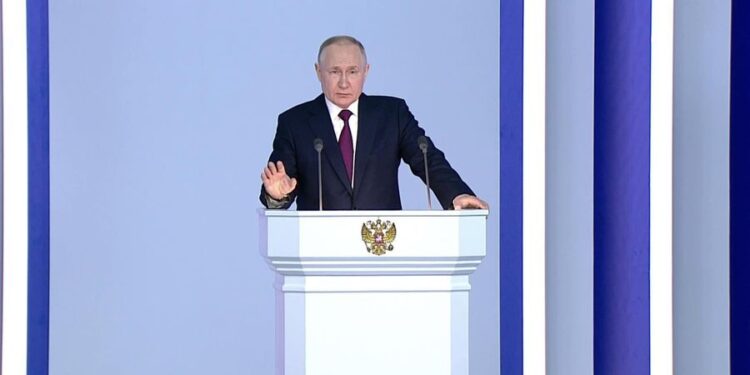 Путин: новая программа «Земский работник культуры» начнет работать в 2025 году