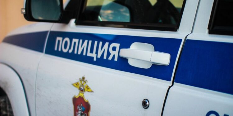 В Подмосковье у переполненной маршрутки на ходу отлетели колеса