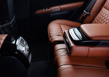 Китай наступает. В Поднебесной готовят достойную альтернативу автомобилям Porsche и Mercedes