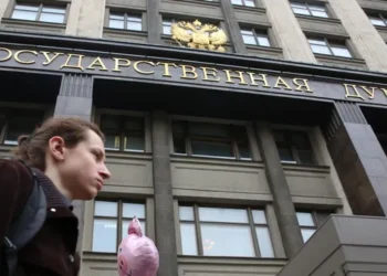 Правительство РФ внесло в Госдуму проект резкого повышения МРОТ со следующего года