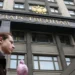 Правительство РФ внесло в Госдуму проект резкого повышения МРОТ со следующего года