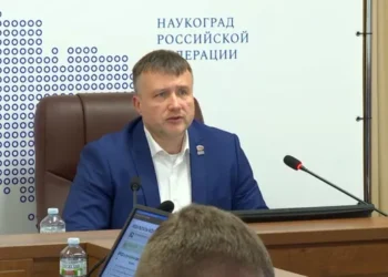 Глава округа Серпухов на совещании с губернатором сообщил о готовности к зимнему периоду